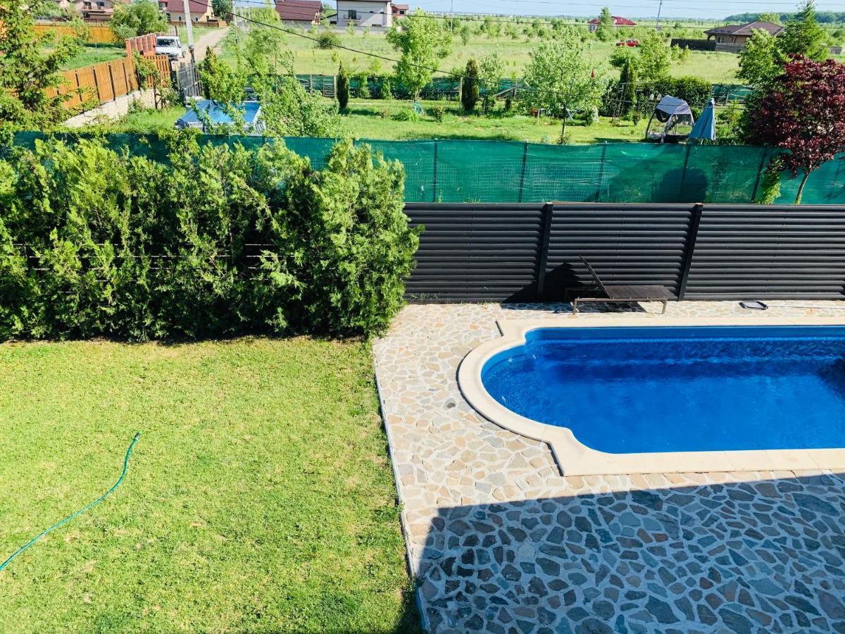 Luxury 3 Bedroom Pool Villa Gulia Exterior photo